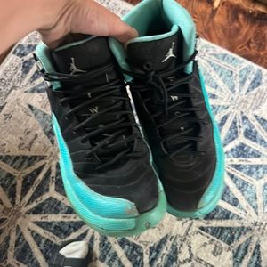 Jordan 12 jade